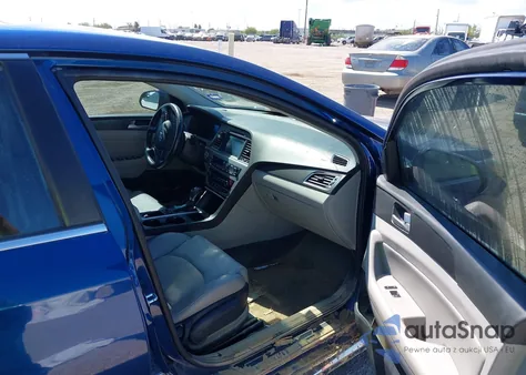 2017 Hyundai Sonata Sport z USA, uszkodzony, nr VIN 5NPE34AF1HH472455